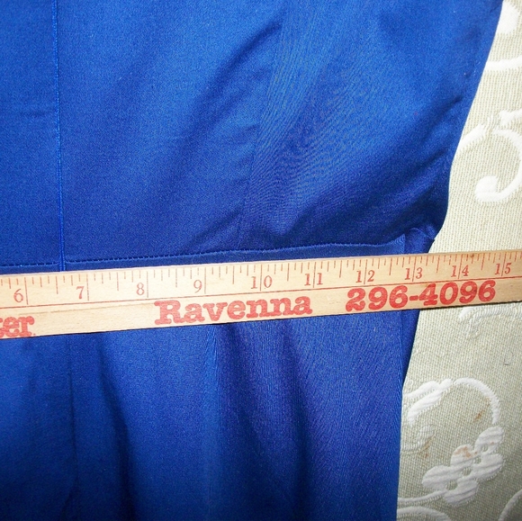 Dress Tells Blue Dress - Picture 8 of 8